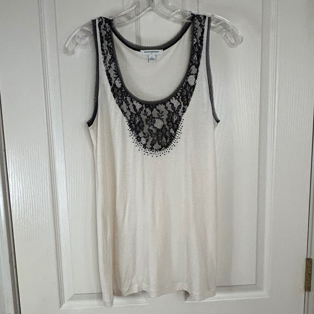 Banana‎ Republic Ivory Tank Top Black Lace Detail Sleeveless Blouse S